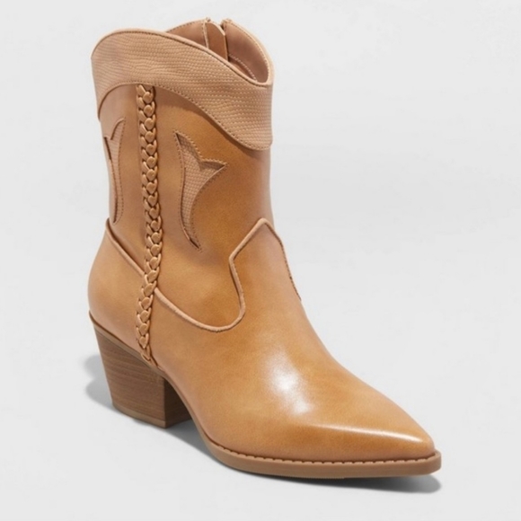 Universal Thread Shoes - Universal thread comboy boots